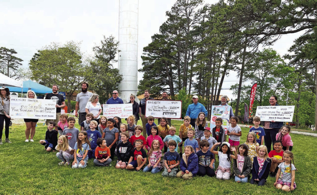 MAKING A SPLASH Eureka Spring TimesEcho